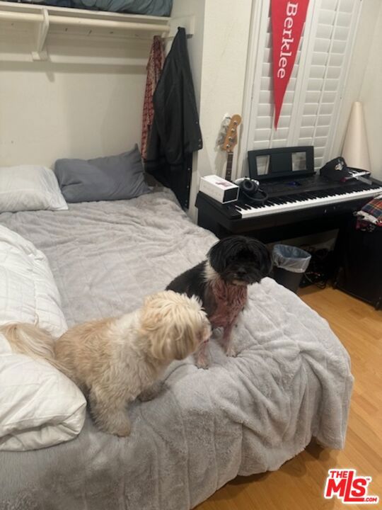 4628 Maytime Lane, Culver City CA: https://media.crmls.org/mediaz/a985a9fd-6dab-47a5-927b-24217e981a8d.jpg