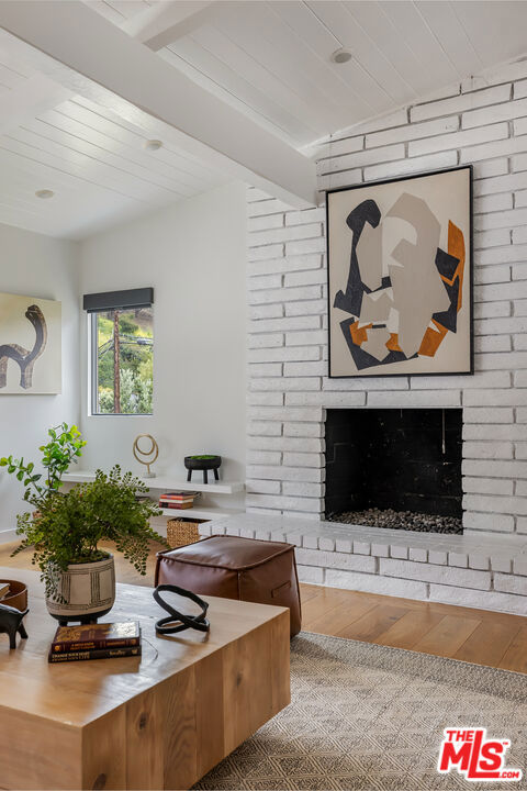 841 Jacon Way photo 7
