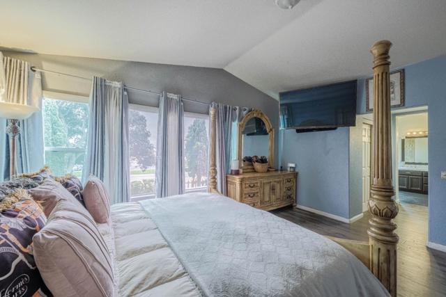 1454 Madrone Drive, Salinas CA: https://media.crmls.org/mediaz/a9860c3d-bc8a-47dc-aa13-2d1952824b77.jpg