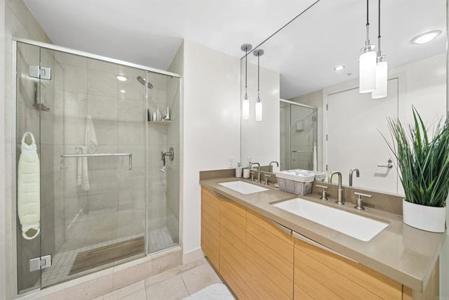 Detail Gallery Image 24 of 43 For 1325 Pacific Hwy #1503,  San Diego,  CA 92101 - 3 Beds | 2 Baths