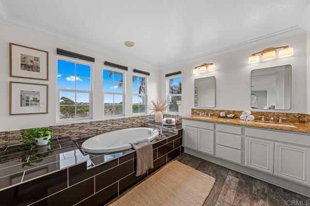 Image 29 of 58 For 2192 Corte Anacapa