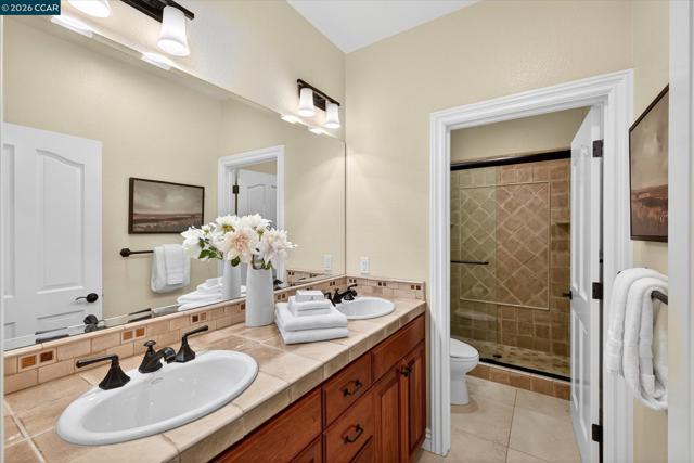 Image 47 of 60 For 3 Brooktree Dr