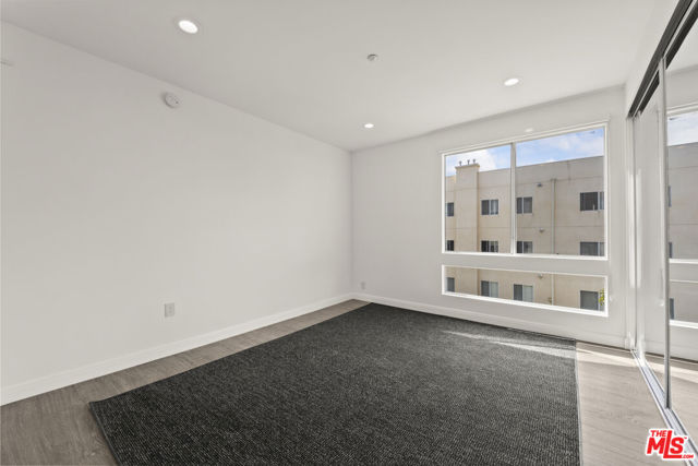 1932 Selby Avenue, Los Angeles CA: https://media.crmls.org/mediaz/a98a1159-fa60-4c91-9788-efdfaac14783.jpg