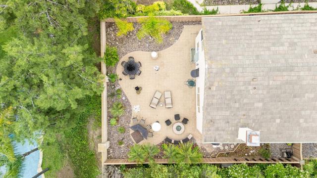 11964 Ashley Place, San Diego CA: https://media.crmls.org/mediaz/a98d21fb-58be-4cd0-9a8c-a8245133e442.jpg