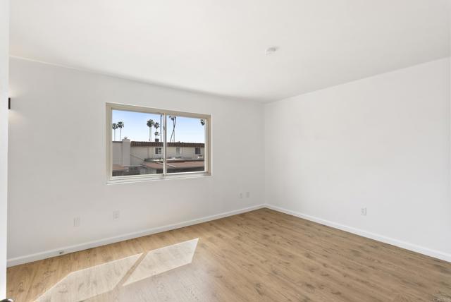 Detail Gallery Image 8 of 47 For 4169 Balboa Way, San Diego,  CA 92117 - 3 Beds | 2/1 Baths