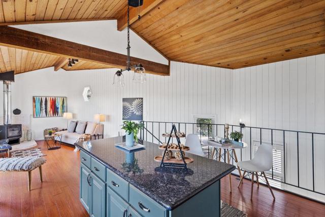 399 Sea Ridge Road, Seacliff CA: https://media.crmls.org/mediaz/a98e194f-dc33-46e6-8417-2e0a8d14d42c.jpg