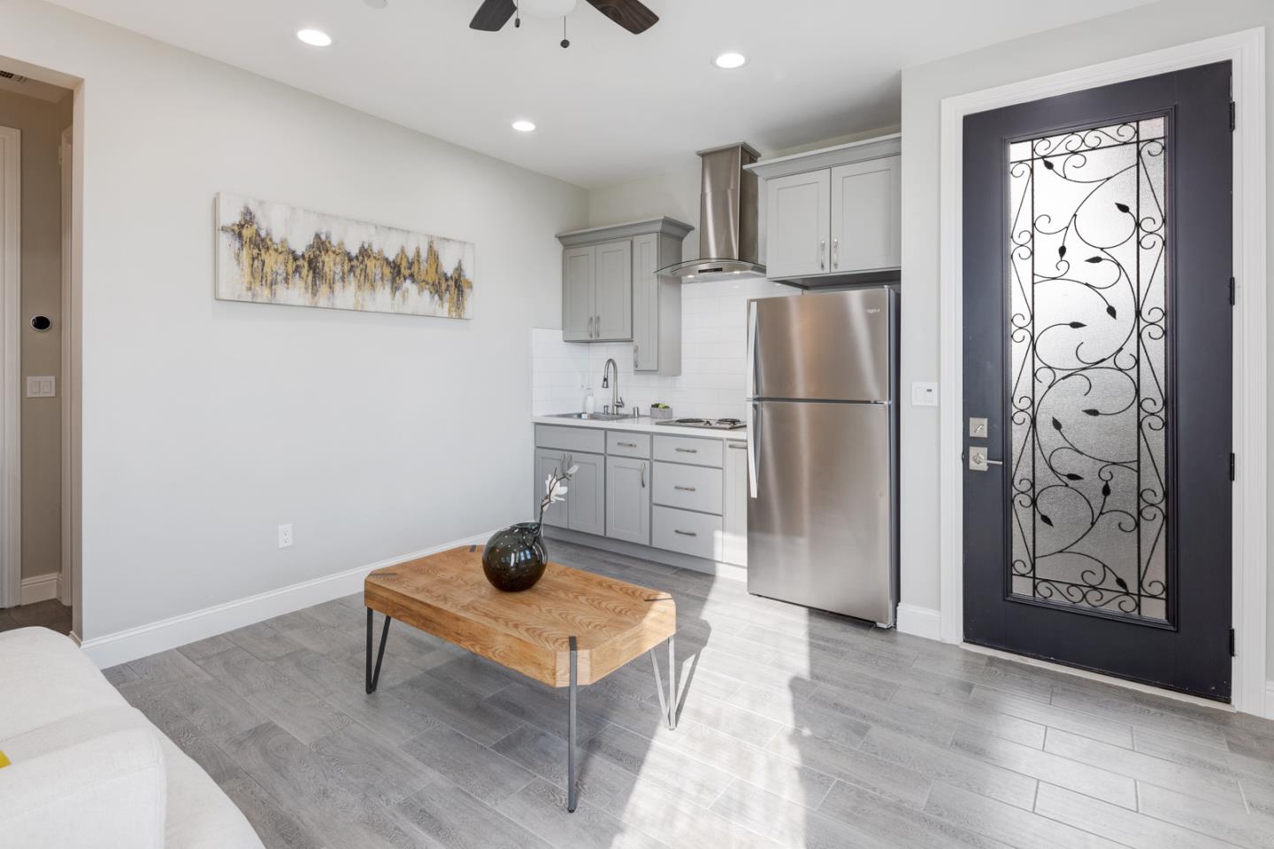 1830 Carob Court, Gilroy CA: https://media.crmls.org/mediaz/a98ef861-3be1-40c9-b28d-83e727c69681