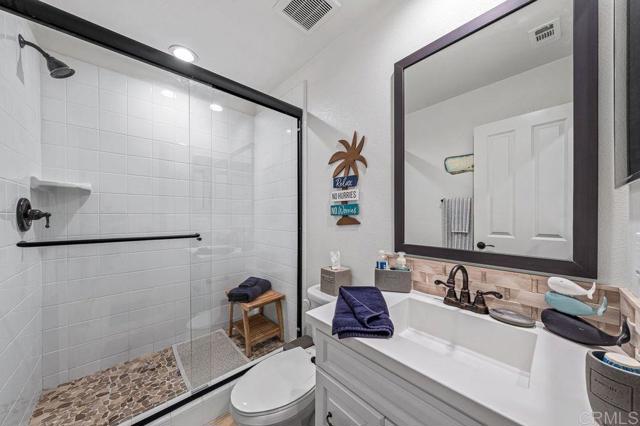 Detail Gallery Image 11 of 21 For 1115 Calle Oroblanco #3,  Chula Vista,  CA 91913 - 3 Beds | 3 Baths