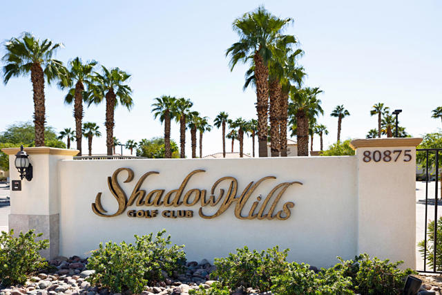 81390 Corte Trigo, Indio CA: https://media.crmls.org/mediaz/a9939efa-023e-404b-b2a2-077257c68b79.jpg