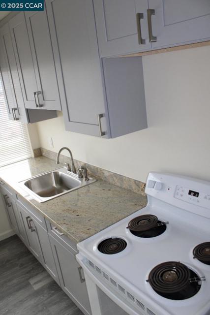 2033 NEVIN AVE., Richmond CA: https://media.crmls.org/mediaz/a9947685-7e70-4d7f-81fe-1b3eb67974bd.jpg