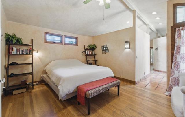 Image 11 of 49 For 2206 Coastland Avenue