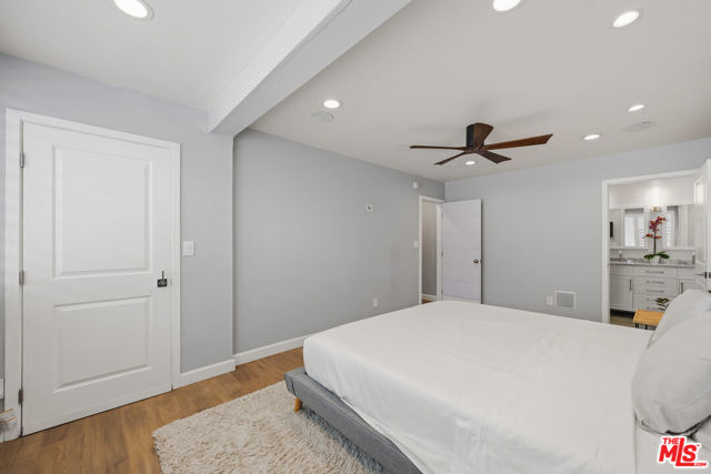 2 Bed Home for Sale in Los Angeles, California