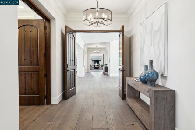1021 Via Del Gato, Alamo CA: https://media.crmls.org/mediaz/a997546b-6cf8-428a-8725-8c1bebb0f342.jpg