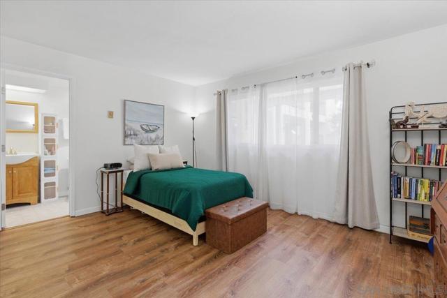 Image 13 of 22 For 3770 Crown Point  103