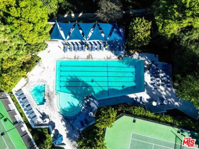 10221 Briarwood Drive, Los Angeles CA: https://media.crmls.org/mediaz/a9985aba-cc79-473c-b36a-228510c18df6.jpg