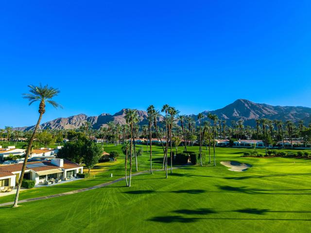 75629 Valle Vista, Indian Wells CA: https://media.crmls.org/mediaz/a9992813-33bf-4f72-9f8c-e32363e51eb5.jpg