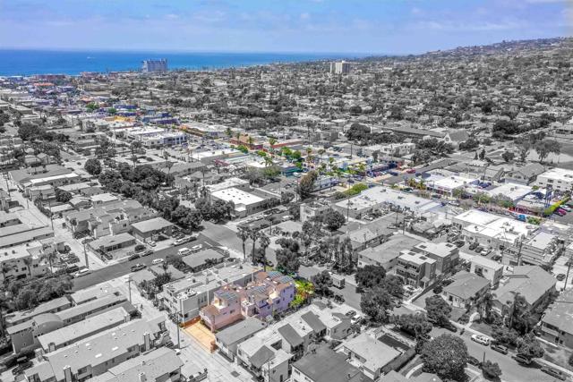 1427 Hornblend, San Diego CA: https://media.crmls.org/mediaz/a9994030-4518-4118-b607-040a7142e8ed.jpg