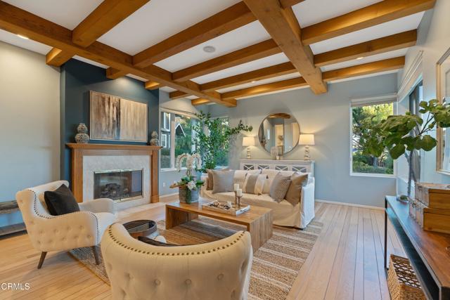 Detail Gallery Image 9 of 51 For 2121 Glen Springs Rd, Pasadena,  CA 91107 - 4 Beds | 4 Baths