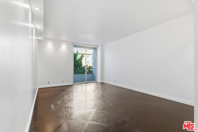 1100 Alta Loma Road, West Hollywood CA: https://media.crmls.org/mediaz/a99d97c3-02c6-486d-9df3-412ae9b1527d.jpg