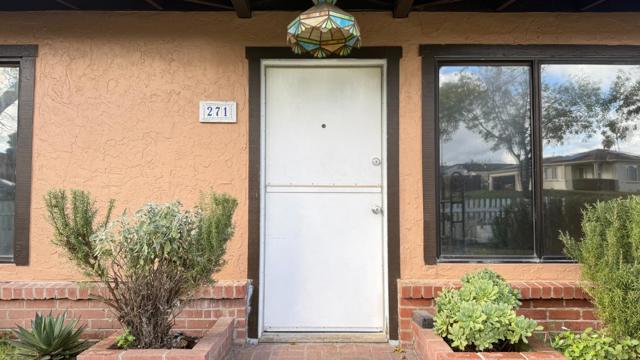 271 Paul Avenue, Salinas CA: https://media.crmls.org/mediaz/a99e74e2-5ae9-455a-811f-c8893b27ea16.jpg