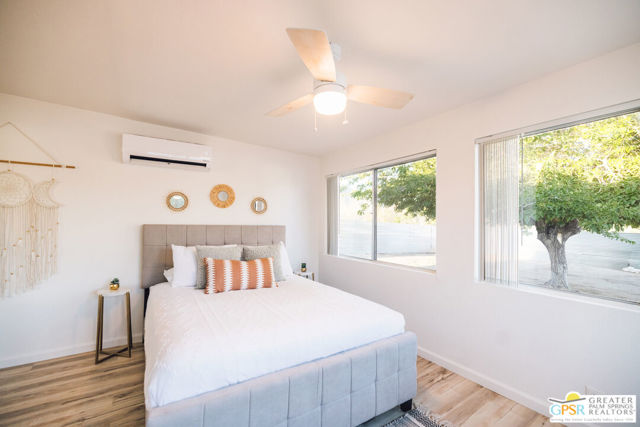 6974 Apache Trail, Yucca Valley CA: https://media.crmls.org/mediaz/a99e90c5-659c-44c9-b1de-371867165f99.jpg