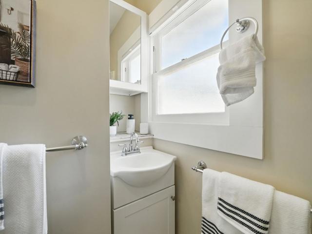 467 N 13th Street, San Jose CA: https://media.crmls.org/mediaz/a99eaba5-0f38-4bd9-a4c2-19e7b167d403.jpg