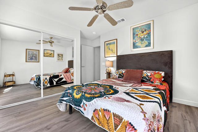 Image 21 of 32 For 81064 La Reina Circle