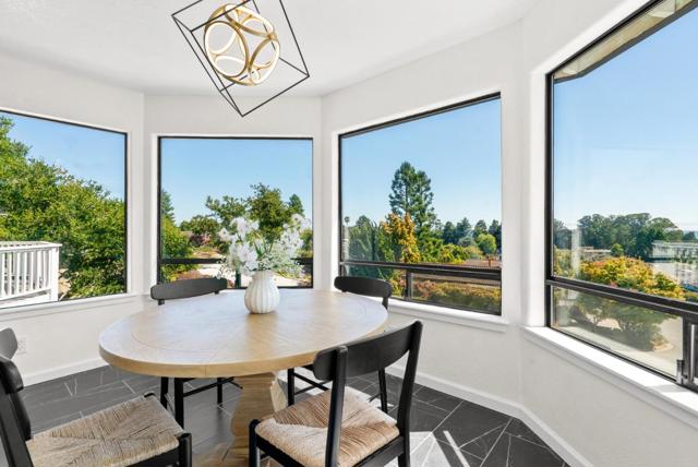 607 Saint Andrews Drive, Aptos CA: https://media.crmls.org/mediaz/a9a05609-3afb-4ea2-ac3a-3826b37d6756.jpg
