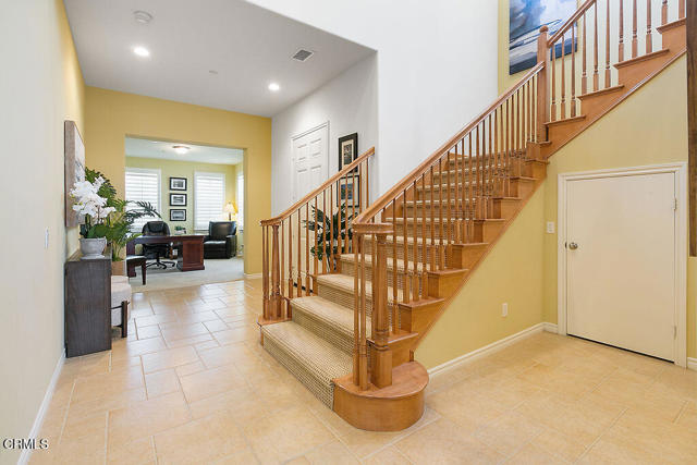 1464 Twin Tides Place, Oxnard CA: https://media.crmls.org/mediaz/a9a0ec86-9e79-4fd3-ab28-832ee05d2b25.jpg