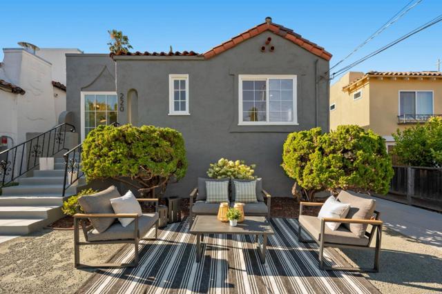 220 26th Avenue, San Mateo CA: https://media.crmls.org/mediaz/a9a0fad4-585a-4454-a45a-c8e0a37e9bb0.jpg