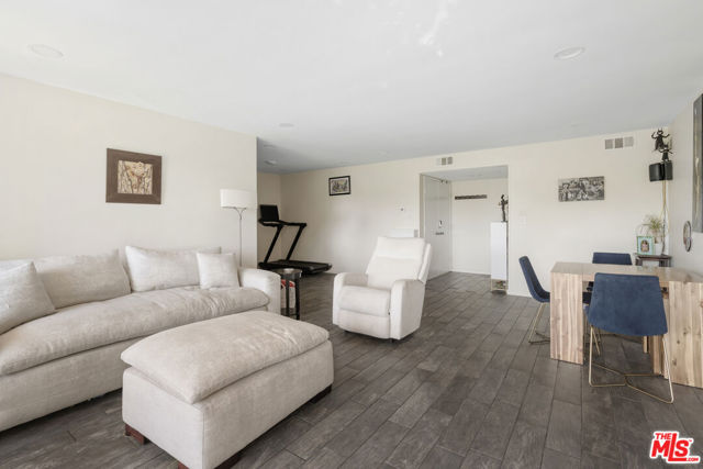6771 Springpark Avenue, 201A photo 7
