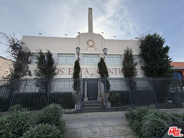 Commercial for Sale in Los Angeles, California
