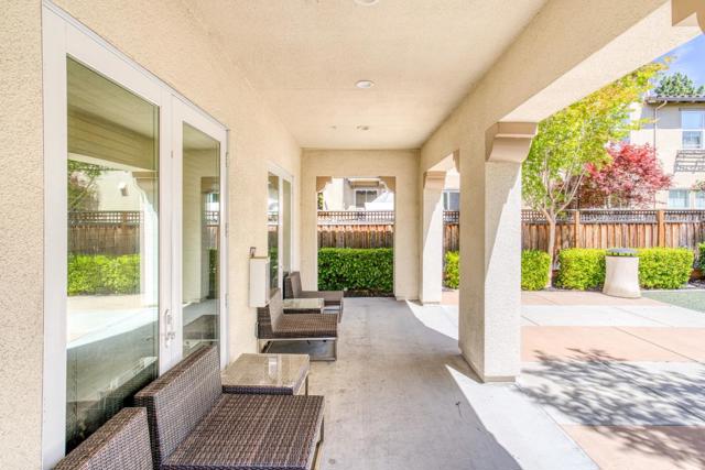 505 Holthouse Terrace, Sunnyvale CA: https://media.crmls.org/mediaz/a9a46c9e-46bc-4556-ab99-6896fd569739.jpg