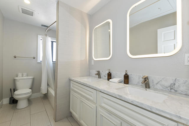 271 Bluebird Court, Big Bear CA: https://media.crmls.org/mediaz/a9a59a05-bfcd-45f5-af07-374a1eb17afd.jpg