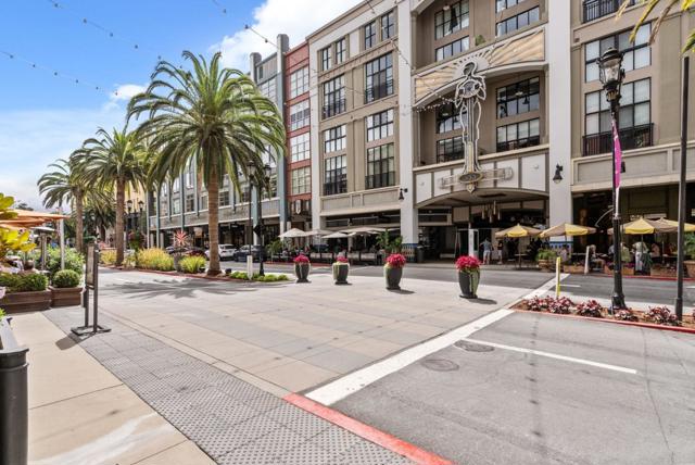 334 Santana Row, San Jose CA: https://media.crmls.org/mediaz/a9a8a594-1e7e-4d6a-93f7-4a573cb0f13a.jpg