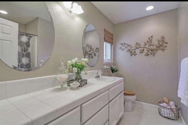 18240 Ransen Court, Morgan Hill CA: https://media.crmls.org/mediaz/a9a96c53-646b-4011-add1-a3cc63536ca2.jpg