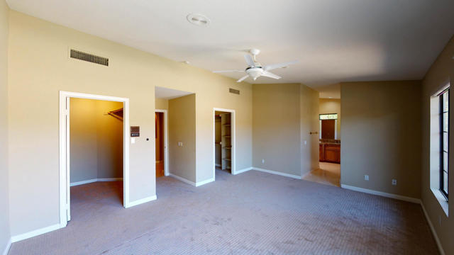47230 Golden Bush Court, Palm Desert CA: https://media.crmls.org/mediaz/a9a9e2e4-45c8-4144-938d-4f94601cdb1b.jpg
