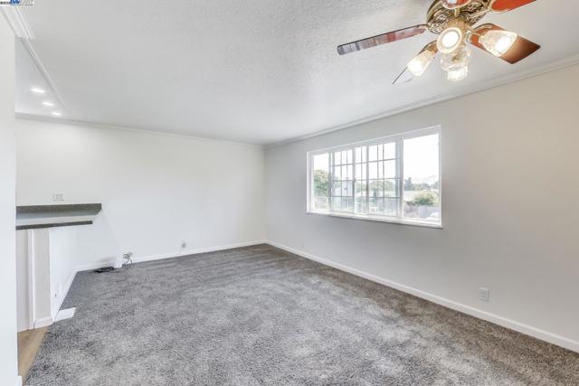4435 Cambria St, Fremont CA: https://media.crmls.org/mediaz/a9aa1d15-bea6-4ec6-bacd-06e3e57743f8.jpg