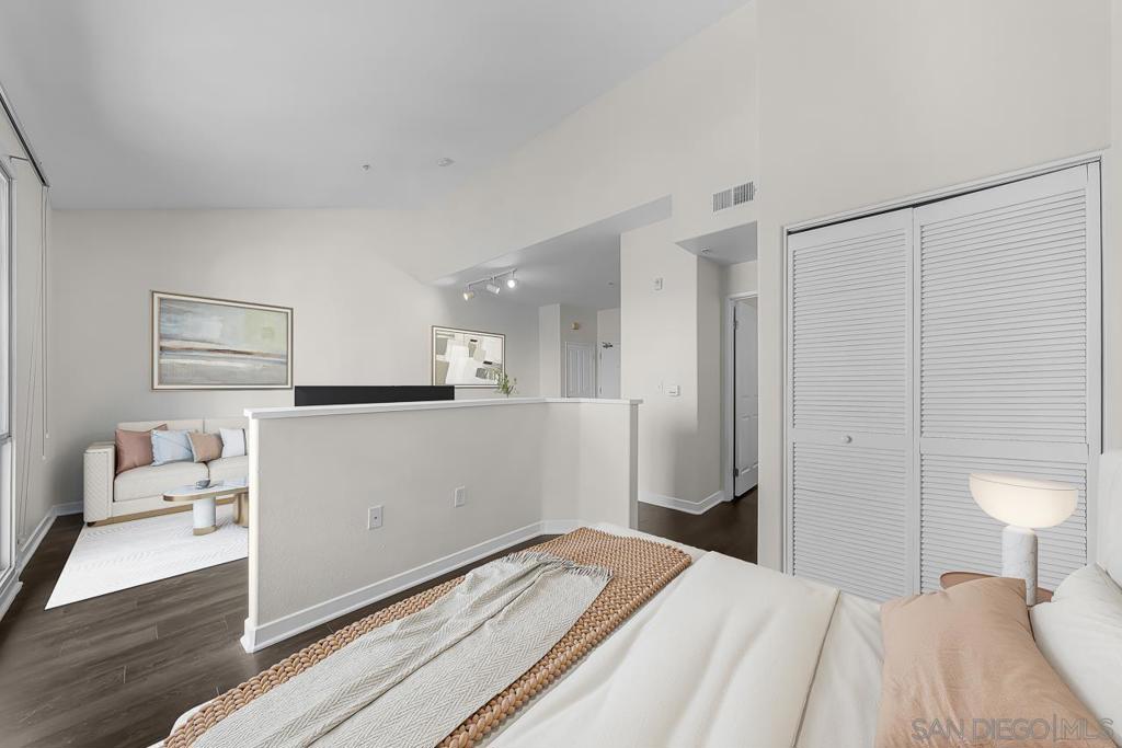1501 Front St - photo 4