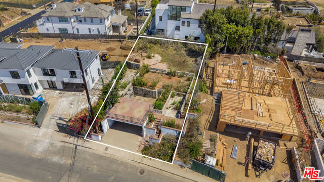 15321 Friends Street photo 2