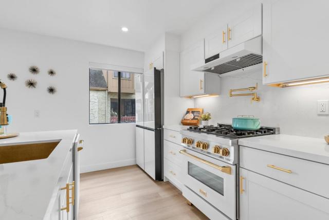 40 Seacliff Drive, Seacliff CA: https://media.crmls.org/mediaz/a9acf4d6-d2f4-4601-8454-4fedebfa56e9.jpg