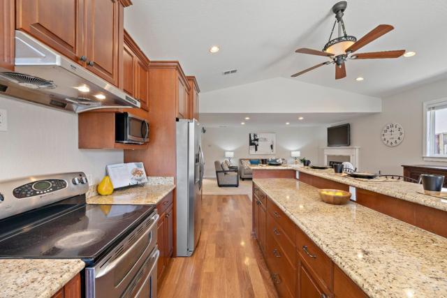 708 Blackfoot Court, San Jose CA: https://media.crmls.org/mediaz/a9ae44bd-179d-4a7e-b646-3e16b11b90ff.jpg