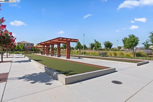 5360 Trimonti Cir, Antioch CA: https://media.crmls.org/mediaz/a9af3f64-154c-4a97-a8bb-a348adab7474.jpg