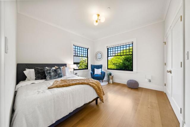 2853 Broderick Street, San Francisco CA: https://media.crmls.org/mediaz/a9af8e3d-18b8-402b-9447-d2054741887b.jpg
