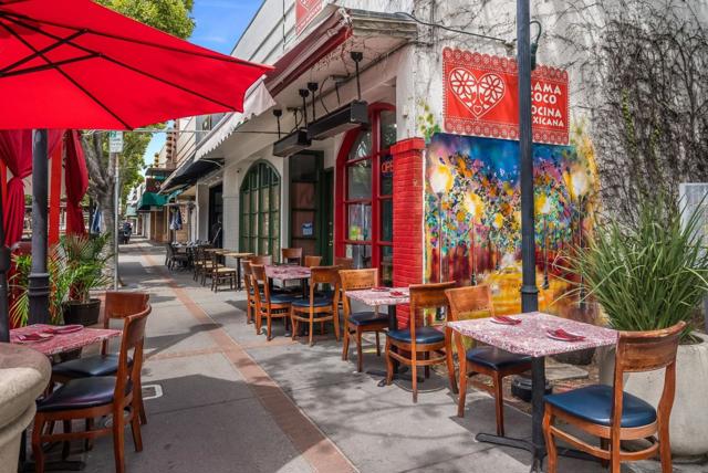 500 Walnut Street, San Carlos CA: https://media.crmls.org/mediaz/a9b49fa2-f95e-4c7b-bf2a-05d0f7eacb12.jpg