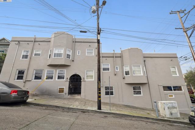 2246 23rd Ave, Oakland CA: https://media.crmls.org/mediaz/a9b5d28e-3736-406b-8f94-fcbcbf2c9e16.jpg