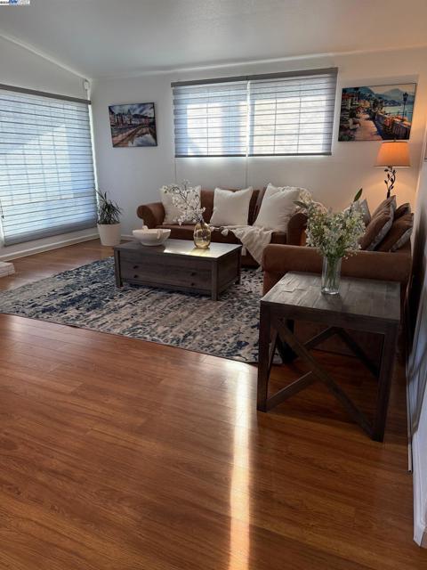 Image 4 of 16 For 4901 Eden Ct
