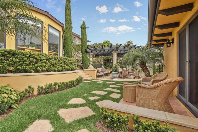 1250 Willow St, San Diego CA: https://media.crmls.org/mediaz/a9b73d9e-45ce-4e60-964c-1af8d51409a8.jpg