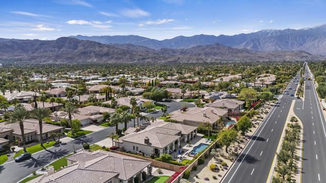 50 Toscana E Way, Rancho Mirage CA: https://media.crmls.org/mediaz/a9b81f1f-b01e-405a-bc99-060970f24da8.jpg