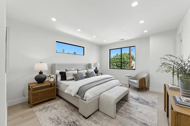 125 15th Avenue, San Mateo CA: https://media.crmls.org/mediaz/a9b8b0db-11dd-4715-b68d-6147a2a0f06d.jpg